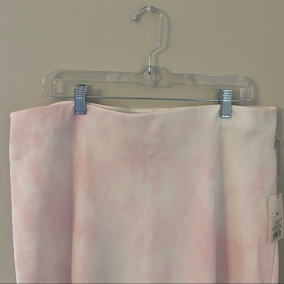 a new day Dresses & Skirts - NWT midi skirt